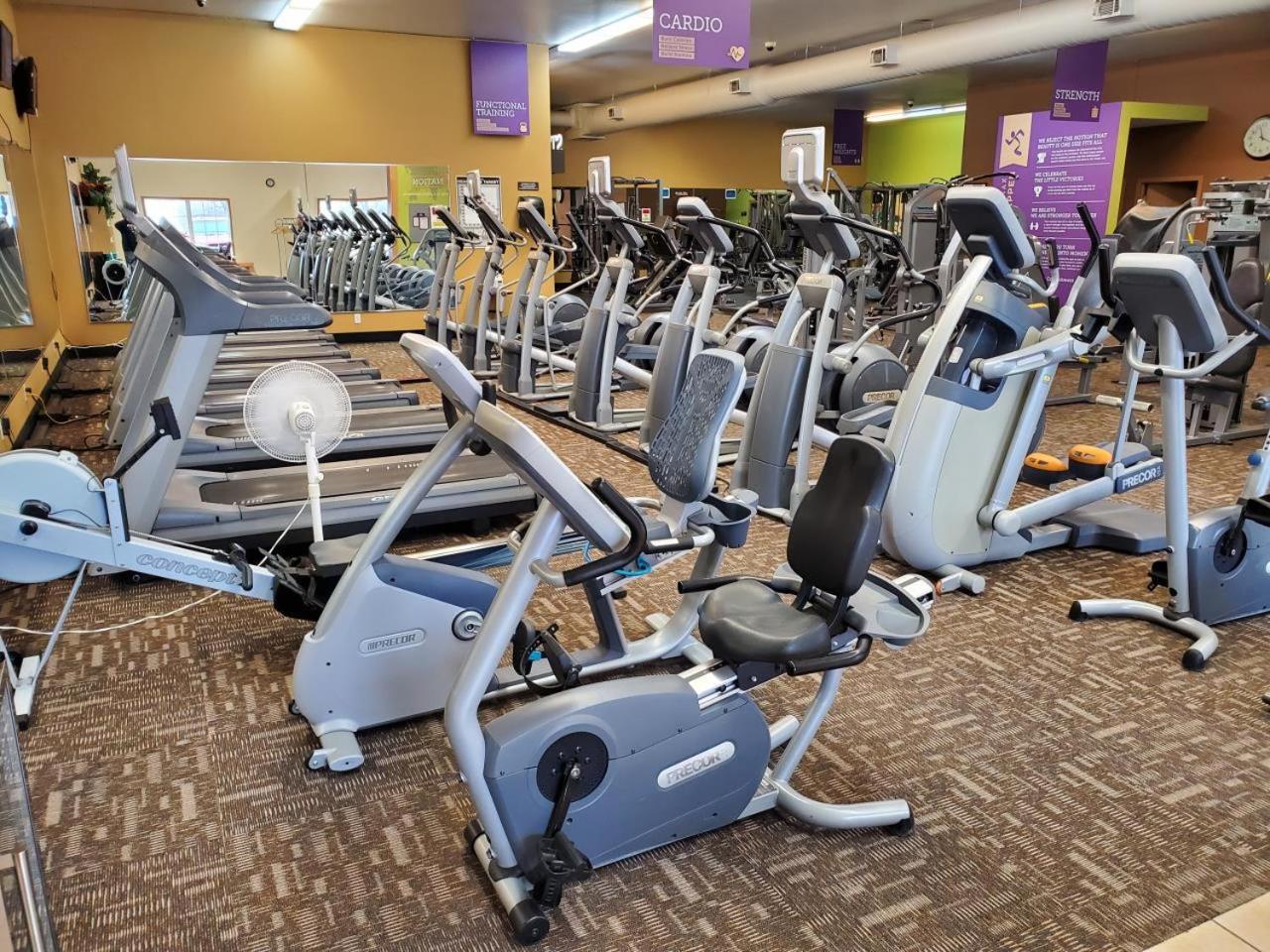 Amerivu Inn And Suites - Crookston Dış mekan fotoğraf